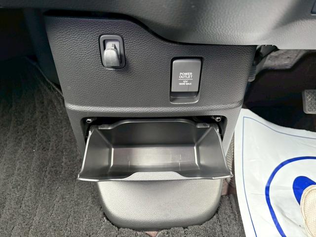 Ｎ－ＢＯＸカスタム Ｇ・Ｌターボホンダセンシング　ドライブレコーダー　ＥＴＣ　バックカメラ　両側電動スライドドア　ナビ　ＴＶ　クリアランスソナー　アダプティブクルーズコントロール　レーンアシスト　衝突被害軽減システム　オートライト　ＬＥＤヘッドランプ（64枚目）