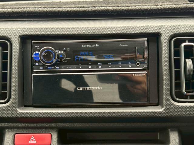アルトワークス ベースグレード　オートライト　ＨＩＤ　スマートキー　電動格納ミラー　ＭＴ　盗難防止システム　ＡＢＳ　ＥＳＣ　ＵＳＢ　アルミホイール　衝突安全ボディ　エアコン　パワーステアリング　パワーウィンドウ（39枚目）