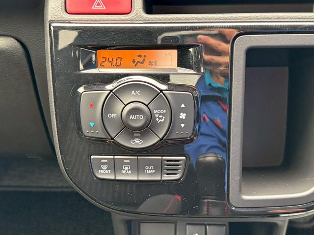 アルトワークス ベースグレード　オートライト　ＨＩＤ　スマートキー　電動格納ミラー　ＭＴ　盗難防止システム　ＡＢＳ　ＥＳＣ　ＵＳＢ　アルミホイール　衝突安全ボディ　エアコン　パワーステアリング　パワーウィンドウ（40枚目）