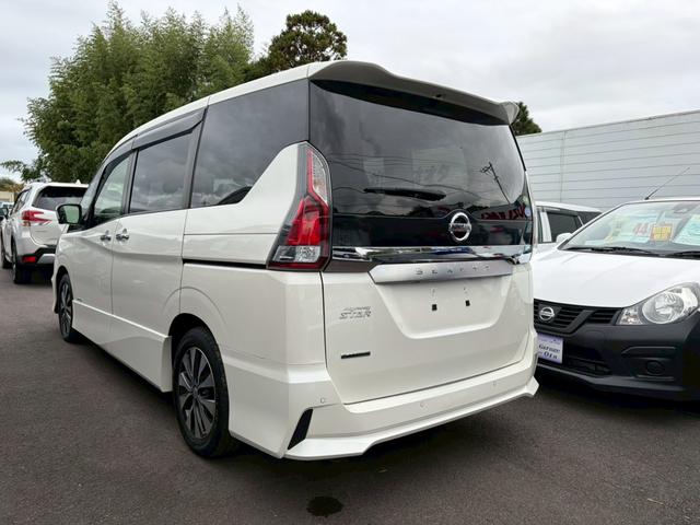 セレナ ハイウェイスター　ＶセレクションＩＩ　ドライブレコーダー　ＥＴＣ　フロントカメラ　ナビ　ＴＶ　クリアランスソナー　オートクルーズコントロール　パークアシスト　衝突被害軽減システム　両側電動スライドドア　オートライト　ＬＥＤヘッドランプ（7枚目）