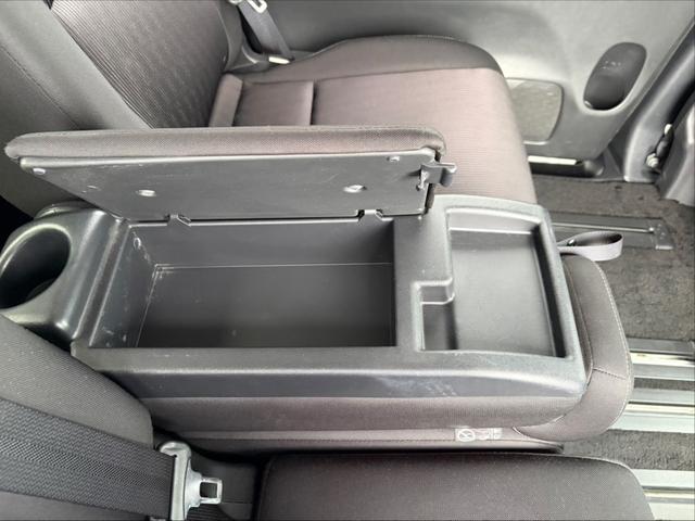 セレナ ハイウェイスター　ＶセレクションＩＩ　ドライブレコーダー　ＥＴＣ　フロントカメラ　ナビ　ＴＶ　クリアランスソナー　オートクルーズコントロール　パークアシスト　衝突被害軽減システム　両側電動スライドドア　オートライト　ＬＥＤヘッドランプ（26枚目）