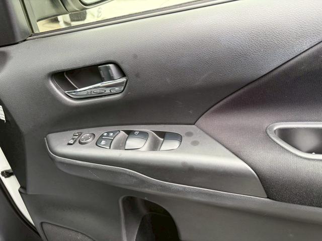 セレナ ハイウェイスター　ＶセレクションＩＩ　ドライブレコーダー　ＥＴＣ　フロントカメラ　ナビ　ＴＶ　クリアランスソナー　オートクルーズコントロール　パークアシスト　衝突被害軽減システム　両側電動スライドドア　オートライト　ＬＥＤヘッドランプ（35枚目）