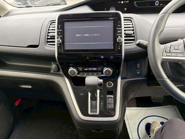 セレナ ハイウェイスター　ＶセレクションＩＩ　ドライブレコーダー　ＥＴＣ　フロントカメラ　ナビ　ＴＶ　クリアランスソナー　オートクルーズコントロール　パークアシスト　衝突被害軽減システム　両側電動スライドドア　オートライト　ＬＥＤヘッドランプ（51枚目）