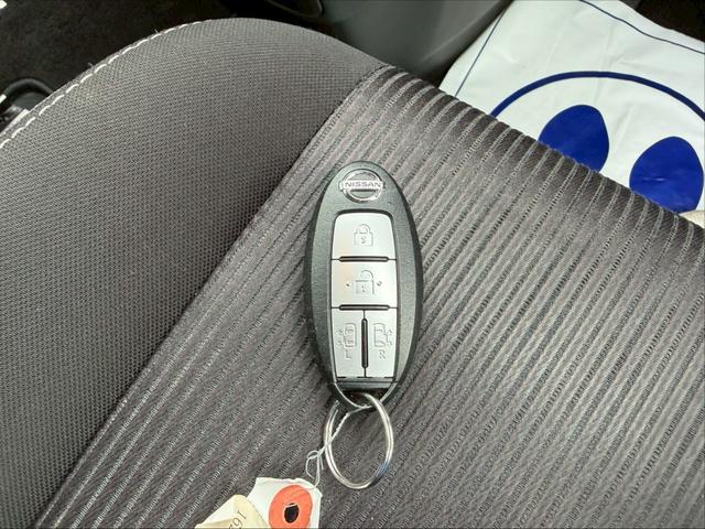 セレナ ハイウェイスター　ＶセレクションＩＩ　ドライブレコーダー　ＥＴＣ　フロントカメラ　ナビ　ＴＶ　クリアランスソナー　オートクルーズコントロール　パークアシスト　衝突被害軽減システム　両側電動スライドドア　オートライト　ＬＥＤヘッドランプ（66枚目）