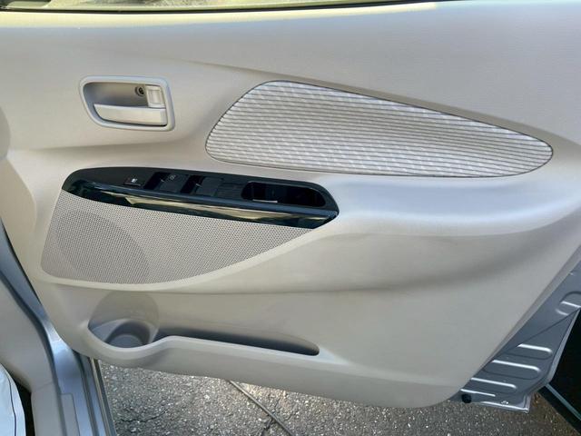 デイズ Ｘ　全周囲カメラ　ナビ　ＴＶ　スマートキー　アイドリングストップ　電動格納ミラー　ベンチシート　ＣＶＴ　盗難防止システム　ＡＢＳ　ＣＤ　ＵＳＢ　ミュージックプレイヤー接続可　衝突安全ボディ　エアコン（31枚目）