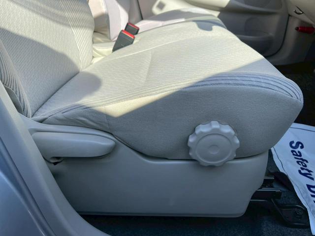 デイズ Ｘ　全周囲カメラ　ナビ　ＴＶ　スマートキー　アイドリングストップ　電動格納ミラー　ベンチシート　ＣＶＴ　盗難防止システム　ＡＢＳ　ＣＤ　ＵＳＢ　ミュージックプレイヤー接続可　衝突安全ボディ　エアコン（33枚目）