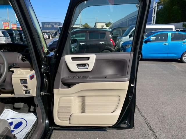 N-BOX Gホンダセンシング ETC バックカメラ 両側スライド・片側電動 ナビ オートクルーズコントロール レーンアシスト 衝突被害軽減システム オートライト LEDヘッドランプ スマートキー アイドリングストップ(32枚目)