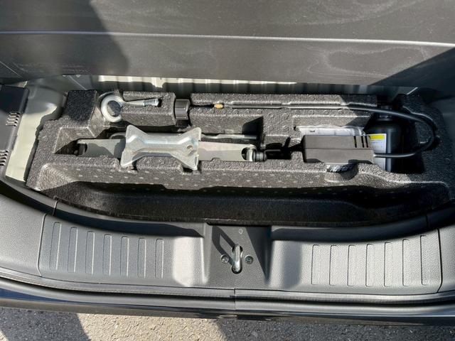 Ｎ－ＢＯＸカスタム Ｇ・Ｌターボホンダセンシング　ドライブレコーダー　ＥＴＣ　バックカメラ　両側電動スライドドア　ナビ　ＴＶ　クリアランスソナー　オートクルーズコントロール　レーンアシスト　衝突被害軽減システム　オートライト　ＬＥＤヘッドランプ（19枚目）