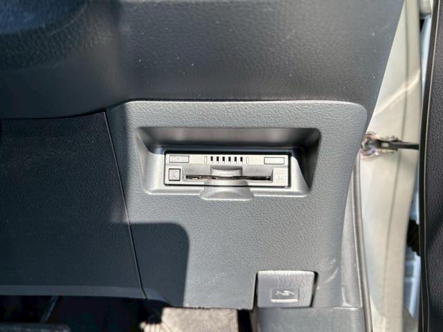 【ＥＴＣ】今やカーライフにおける重要性はナビにも匹敵するのではないでしょうか？セットアップを行うことで利用可能になります！