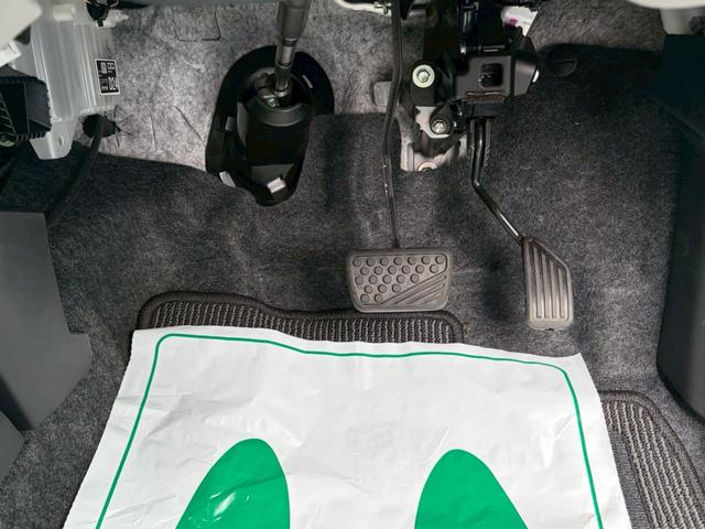 ミライース X SAIII バックカメラ クリアランスソナー 衝突被害軽減システム オートマチックハイビーム オートライト LEDヘッドランプ キーレスエントリー アイドリングストップ 電動格納ミラー CVT 盗難防止システム(42枚目)