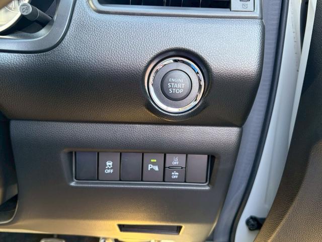 スイフトスポーツ ベースグレード　クリアランスソナー　オートクルーズコントロール　レーンアシスト　衝突被害軽減システム　アルミホイール　オートライト　ＬＥＤヘッドランプ　スマートキー　電動格納ミラー　シートヒーター　ＭＴ（45枚目）