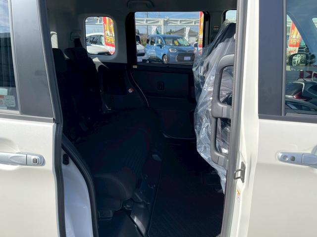 トール カスタムＧ　バックカメラ　ＴＶ　両側電動スライドドア　クリアランスソナー　オートクルーズコントロール　衝突被害軽減システム　アルミホイール　オートライト　ＬＥＤヘッドランプ　スマートキー　アイドリングストップ（29枚目）