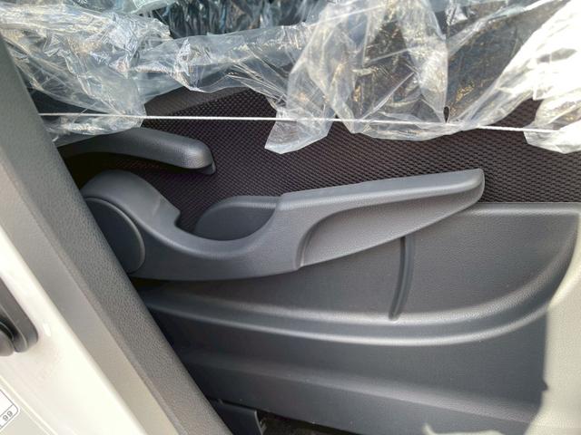 トール カスタムＧ　バックカメラ　ＴＶ　両側電動スライドドア　クリアランスソナー　オートクルーズコントロール　衝突被害軽減システム　アルミホイール　オートライト　ＬＥＤヘッドランプ　スマートキー　アイドリングストップ（37枚目）