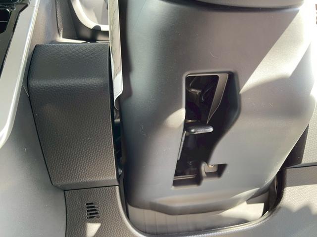 トール カスタムＧ　バックカメラ　ＴＶ　両側電動スライドドア　クリアランスソナー　オートクルーズコントロール　衝突被害軽減システム　アルミホイール　オートライト　ＬＥＤヘッドランプ　スマートキー　アイドリングストップ（50枚目）