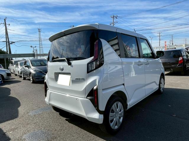 ムーヴ Ｘ　ドライブレコーダー　バックカメラ　両側スライド・片側電動　ＴＶ　クリアランスソナー　衝突被害軽減システム　オートライト　ＬＥＤヘッドランプ　スマートキー　アイドリングストップ　ベンチシート　ＣＶＴ（6枚目）