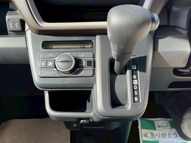 ムーヴ Ｘ　ドライブレコーダー　バックカメラ　両側スライド・片側電動　ＴＶ　クリアランスソナー　衝突被害軽減システム　オートライト　ＬＥＤヘッドランプ　スマートキー　アイドリングストップ　ベンチシート　ＣＶＴ（51枚目）