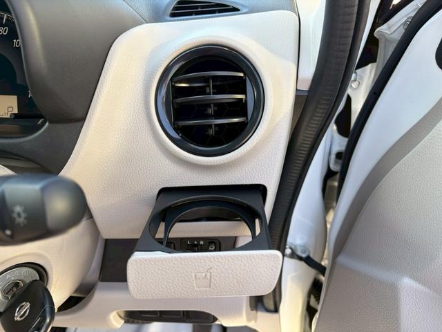 デイズ J ナビ TV キーレスエントリー 電動格納ミラー ベンチシート CVT ABS ESC CD USB ミュージックプレイヤー接続可 衝突安全ボディ エアコン パワーステアリング パワーウィンドウ(40枚目)