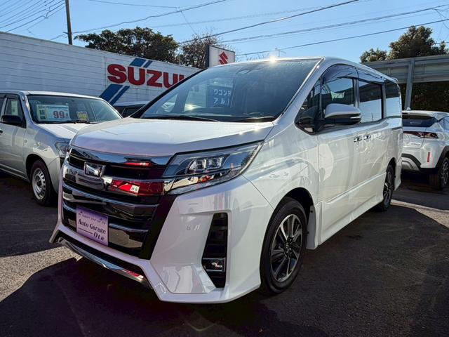 ノア Ｓｉ　ダブルバイビーＩＩ　ＥＴＣ　クリアランスソナー　オートクルーズコントロール　レーンアシスト　衝突被害軽減システム　両側電動スライドドア　オートマチックハイビーム　ＬＥＤヘッドランプ　スマートキー　アイドリングストップ（2枚目）