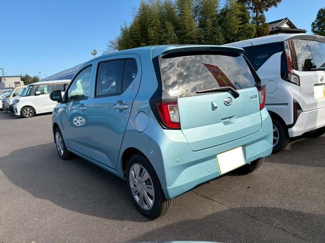 ミライース Ｘ　ＳＡＩＩＩ　バックカメラ　クリアランスソナー　衝突被害軽減システム　オートマチックハイビーム　オートライト　ＬＥＤヘッドランプ　キーレスエントリー　アイドリングストップ　電動格納ミラー　ＣＶＴ　盗難防止システム（7枚目）