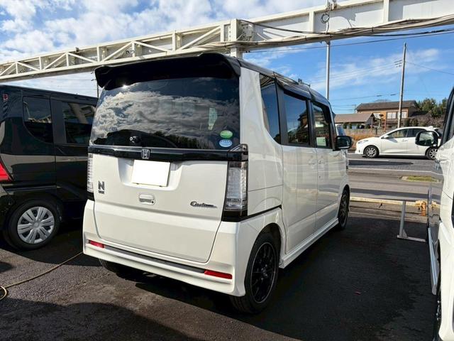 N-BOXカスタム G ターボSSパッケージ 両側電動スライドドア ナビ オートクルーズコントロール 衝突被害軽減システム HID スマートキー アイドリングストップ 電動格納ミラー ベンチシート CVT 盗難防止システム ABS ESC(6枚目)