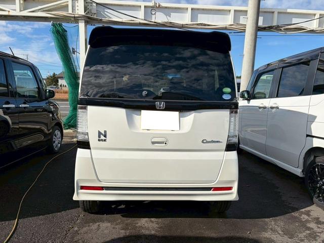 N-BOXカスタム G ターボSSパッケージ 両側電動スライドドア ナビ オートクルーズコントロール 衝突被害軽減システム HID スマートキー アイドリングストップ 電動格納ミラー ベンチシート CVT 盗難防止システム ABS ESC(7枚目)