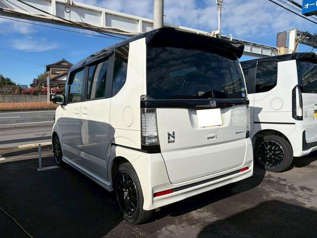 N-BOXカスタム G ターボSSパッケージ 両側電動スライドドア ナビ オートクルーズコントロール 衝突被害軽減システム HID スマートキー アイドリングストップ 電動格納ミラー ベンチシート CVT 盗難防止システム ABS ESC(8枚目)