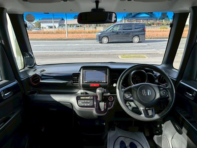 N-BOXカスタム G ターボSSパッケージ 両側電動スライドドア ナビ オートクルーズコントロール 衝突被害軽減システム HID スマートキー アイドリングストップ 電動格納ミラー ベンチシート CVT 盗難防止システム ABS ESC(10枚目)