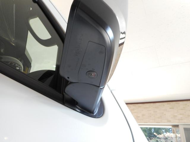 ハイエースバン スーパーＧＬ　ダークプライムＩＩ　登録済み未使用車　ＬＥＤヘッドライト　両側パワースライド　パノラミックビューカメラ　純正フロアマット　トヨタセーフティセンス（10枚目）