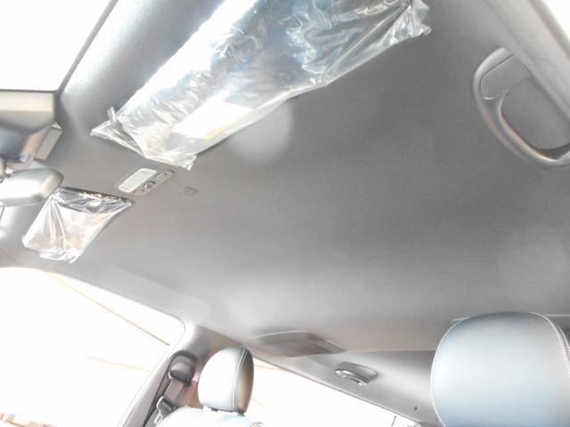ハイエースバン スーパーＧＬ　ダークプライムＩＩ　登録済み未使用車　ＬＥＤヘッドライト　両側パワースライド　パノラミックビューカメラ　純正フロアマット　トヨタセーフティセンス（45枚目）