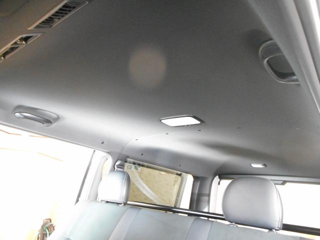 ハイエースバン スーパーＧＬ　ダークプライムＩＩ　登録済み未使用車　ＬＥＤヘッドライト　両側パワースライド　パノラミックビューカメラ　純正フロアマット　トヨタセーフティセンス（46枚目）