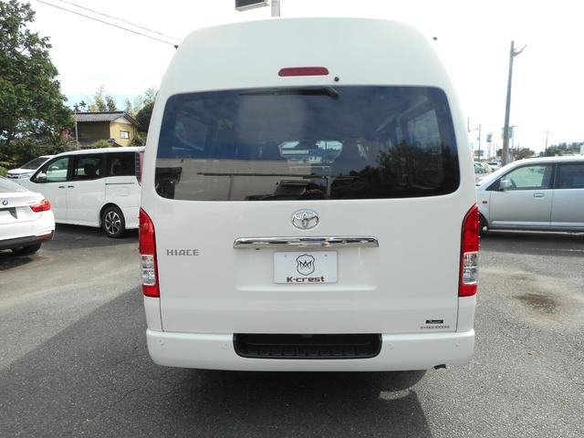 ハイエースバン ＳロングワイドＤＸ　ＧＬパッケージ　ディーゼル４ＷＤ　ＬＥＤヘッドランプ　パノラミックビューカメラ　リアエアコン　リアヒーター　助手席側ＳＲＳエアーバッグプリテンショナー＆フォースリミッター付き　スライドドアイージークローザー　マット（11枚目）