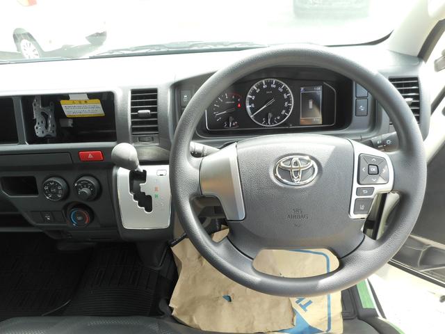 ハイエースバン ＳロングワイドＤＸ　ＧＬパッケージ　ディーゼル４ＷＤ　ＬＥＤヘッドランプ　パノラミックビューカメラ　リアエアコン　リアヒーター　助手席側ＳＲＳエアーバッグプリテンショナー＆フォースリミッター付き　スライドドアイージークローザー　マット（31枚目）