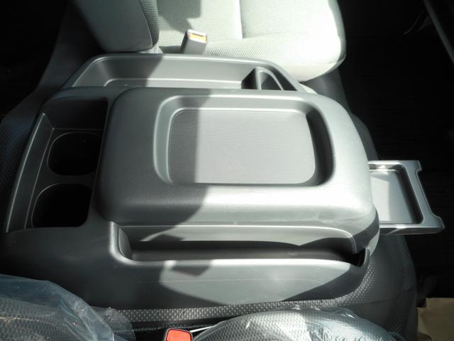 ハイエースバン ＳロングワイドＤＸ　ＧＬパッケージ　ディーゼル４ＷＤ　ＬＥＤヘッドランプ　パノラミックビューカメラ　リアエアコン　リアヒーター　助手席側ＳＲＳエアーバッグプリテンショナー＆フォースリミッター付き　スライドドアイージークローザー　マット（37枚目）