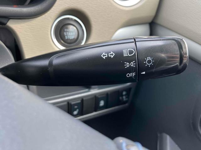 ワゴンＲ ＦＸリミテッド　４ＷＤ　スマートキー　アイドリングストップ　電動格納ミラー　シートヒーター　ベンチシート　ＣＶＴ　盗難防止システム　ＡＢＳ　ＣＤ　ミュージックプレイヤー接続可　アルミホイール　衝突安全ボディ　エアコン（8枚目）