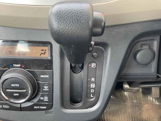 ワゴンＲ ＦＸリミテッド　４ＷＤ　ＥＴＣ　ナビ　ＴＶ　オートライト　スマートキー　アイドリングストップ　電動格納ミラー　シートヒーター　ＣＶＴ　盗難防止システム　ＡＢＳ　アルミホイール　衝突安全ボディ　エアコン（5枚目）