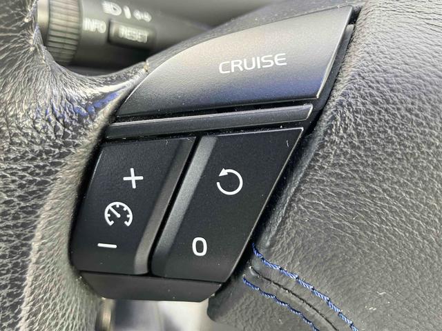 Ｖ７０ Ｒ　４ＷＤ　ＥＴＣ　ナビ　オートクルーズコントロール　アルミホイール　ＨＩＤ　サンルーフ　パワーシート　ターボ　シートヒーター　ＡＴ　盗難防止システム　ＡＢＳ　ＣＤ　エアコン　パワーステアリング（7枚目）