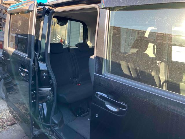 Ｎ－ＢＯＸ Ｇ　ＳＳパッケージ　バックカメラ　両側電動スライドドア　ナビ　ＴＶ　衝突被害軽減システム　スマートキー　アイドリングストップ　電動格納ミラー　ベンチシート　ＣＶＴ　盗難防止システム　ＡＢＳ　ＥＳＣ　ＵＳＢ　アルミホイール（44枚目）