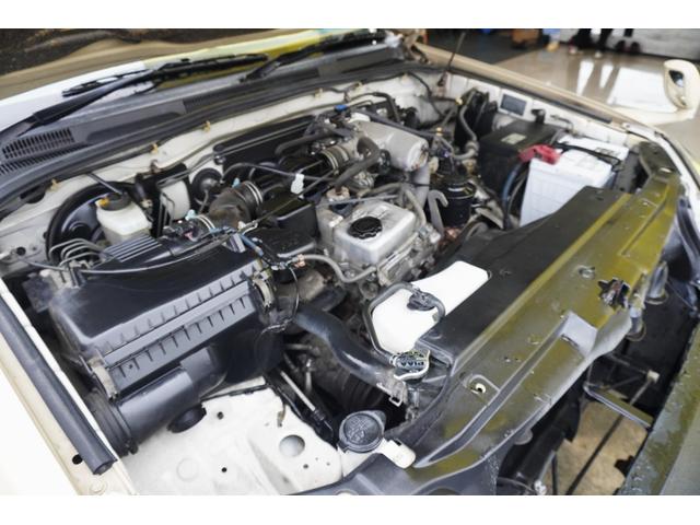 ハイラックスサーフ ＳＳＲ－Ｘ　４ＷＤ☆リフトＵＰ☆バックカメラ☆サンルーフ（22枚目）
