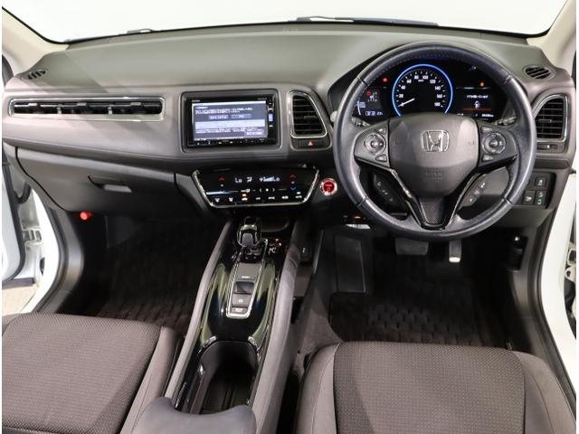 ヴェゼル ハイブリッドＸ・ホンダセンシング　地デジ　Ａクルーズ　Ｂモニ　スマキー　オートエアコン　ＶＳＡ　ＬＥＤヘッドライト　ＥＴＣ車載器　カーテンエアバッグ　ＡＢＳ　パワーウィンドウ　ＵＳＢ　Ｗエアバッグ（14枚目）