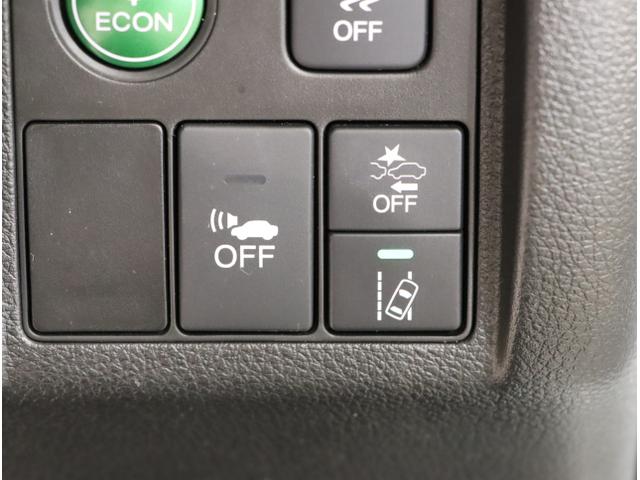 ヴェゼル ハイブリッドＸ・ホンダセンシング　地デジ　Ａクルーズ　Ｂモニ　スマキー　オートエアコン　ＶＳＡ　ＬＥＤヘッドライト　ＥＴＣ車載器　カーテンエアバッグ　ＡＢＳ　パワーウィンドウ　ＵＳＢ　Ｗエアバッグ（29枚目）