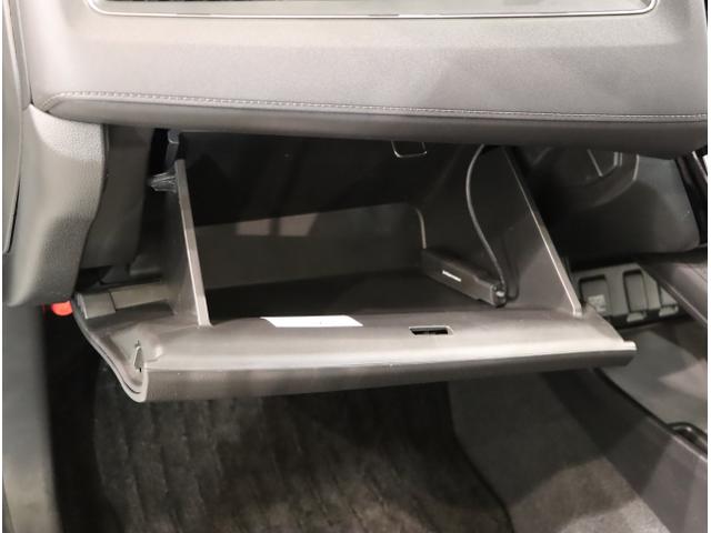 ヴェゼル ハイブリッドＸ・ホンダセンシング　地デジ　Ａクルーズ　Ｂモニ　スマキー　オートエアコン　ＶＳＡ　ＬＥＤヘッドライト　ＥＴＣ車載器　カーテンエアバッグ　ＡＢＳ　パワーウィンドウ　ＵＳＢ　Ｗエアバッグ（36枚目）