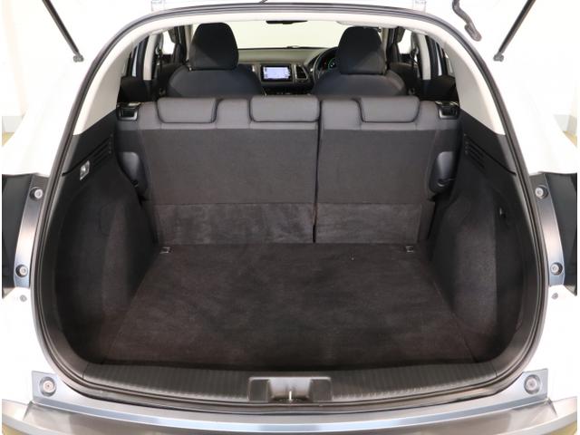 ヴェゼル ハイブリッドＸ・ホンダセンシング　地デジ　Ａクルーズ　Ｂモニ　スマキー　オートエアコン　ＶＳＡ　ＬＥＤヘッドライト　ＥＴＣ車載器　カーテンエアバッグ　ＡＢＳ　パワーウィンドウ　ＵＳＢ　Ｗエアバッグ（43枚目）