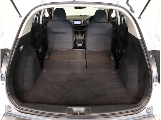 ヴェゼル ハイブリッドＸ・ホンダセンシング　地デジ　Ａクルーズ　Ｂモニ　スマキー　オートエアコン　ＶＳＡ　ＬＥＤヘッドライト　ＥＴＣ車載器　カーテンエアバッグ　ＡＢＳ　パワーウィンドウ　ＵＳＢ　Ｗエアバッグ（44枚目）