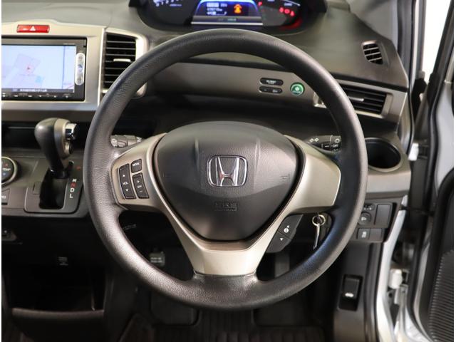 フリードスパイクハイブリッド ハイブリッド エアバッグ ワンセグ ナビTV パワーウインドウ 横滑り防止 キーレスキー パワステ 左右スライドドア Wエアバッグ ETC オートエアコン ABS リアカメラ DVD再生可 iストップ(15枚目)