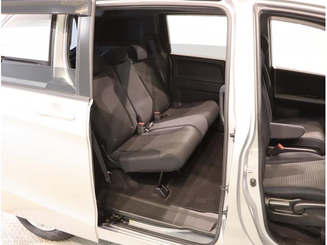 フリードスパイクハイブリッド ハイブリッド エアバッグ ワンセグ ナビTV パワーウインドウ 横滑り防止 キーレスキー パワステ 左右スライドドア Wエアバッグ ETC オートエアコン ABS リアカメラ DVD再生可 iストップ(34枚目)