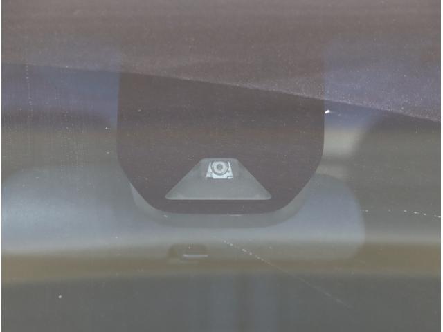 オデッセイハイブリッド ハイブリッドアブソルート・EXホンダセンシング 衝突被害軽減S PWシート LEDライト 地上デジタル Pアシスト 3列シート オートクルーズ オートエアコン USB ESC オットマン 盗難防止装置(29枚目)