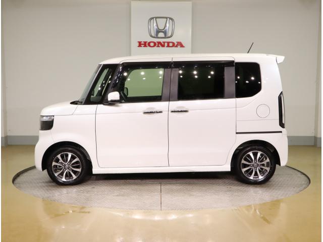 Ｎ－ＢＯＸカスタム ベースグレード　ＵＳＢ接続　ＣＭＢＳ　Ｄレコ　ベンチシート　オートエアコン　スマートキ　ＬＥＤ　盗難防止装置　クルコン　ＥＴＣ　バックカメラ　フルセグＴＶ　パワーステアリング　エアバッグ　ＥＳＣ（4枚目）