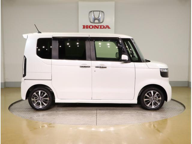 Ｎ－ＢＯＸカスタム ベースグレード　ＵＳＢ接続　ＣＭＢＳ　Ｄレコ　ベンチシート　オートエアコン　スマートキ　ＬＥＤ　盗難防止装置　クルコン　ＥＴＣ　バックカメラ　フルセグＴＶ　パワーステアリング　エアバッグ　ＥＳＣ（8枚目）