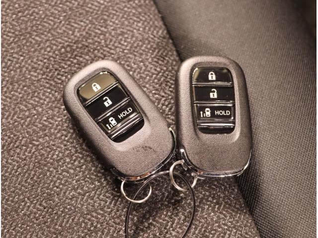 Ｎ－ＢＯＸカスタム ベースグレード　ＵＳＢ接続　ＣＭＢＳ　Ｄレコ　ベンチシート　オートエアコン　スマートキ　ＬＥＤ　盗難防止装置　クルコン　ＥＴＣ　バックカメラ　フルセグＴＶ　パワーステアリング　エアバッグ　ＥＳＣ（26枚目）