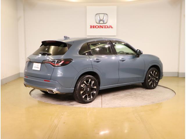 ＺＲ－Ｖ ｅ：ＨＥＶＺ　Ｐセンサー　レザー　サイドエアバック　パワ－シ－ト　ナビＴＶ　ＬＥＤヘッドライト　ＵＳＢ接続　地デジ　Ｓヒーター　サポカー　ＥＴＣ車載器　Ｄレコ　パワーステアリング　スマートキー（7枚目）